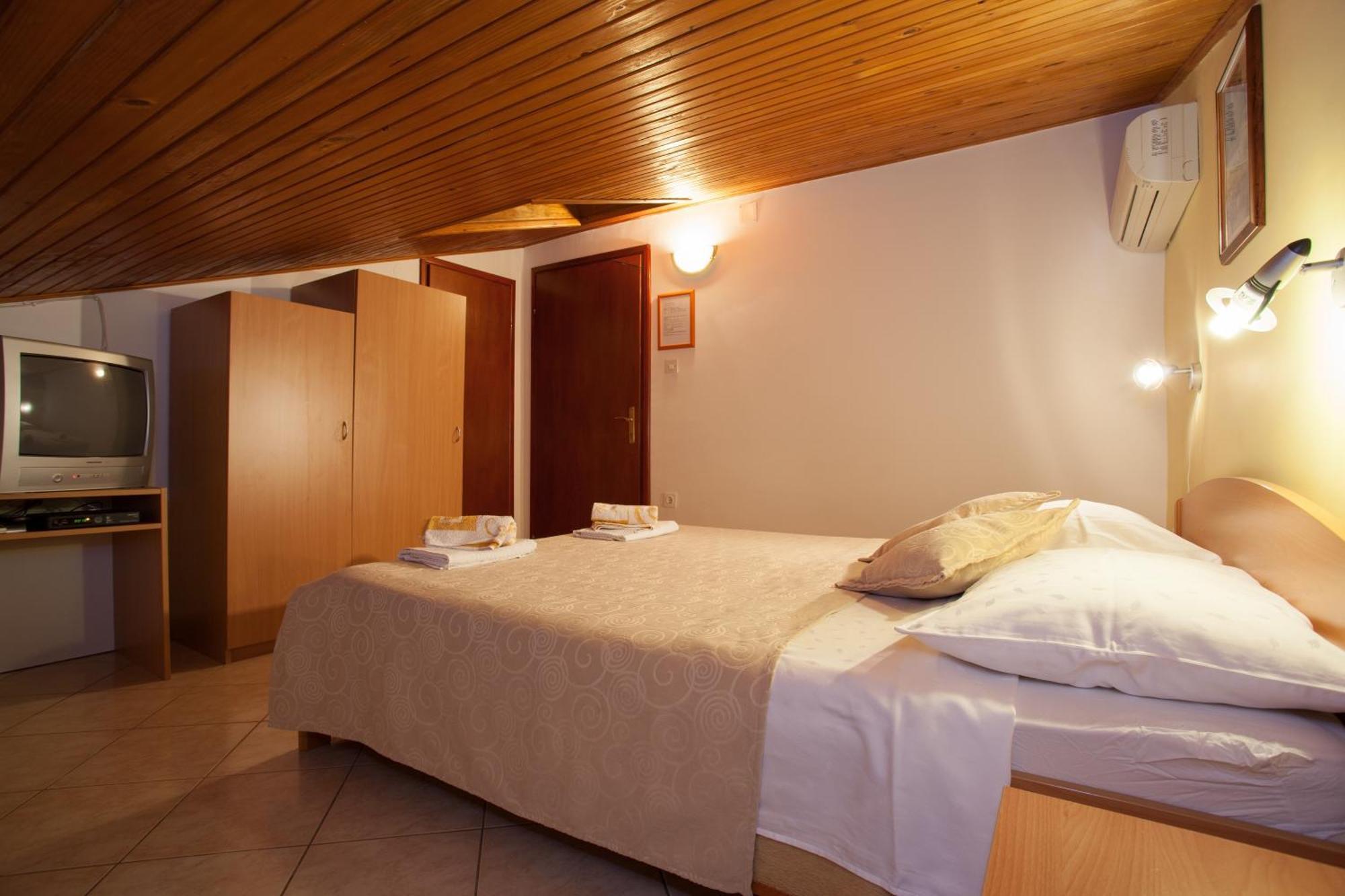 Pansion Burin Hotel Baška Cameră foto
