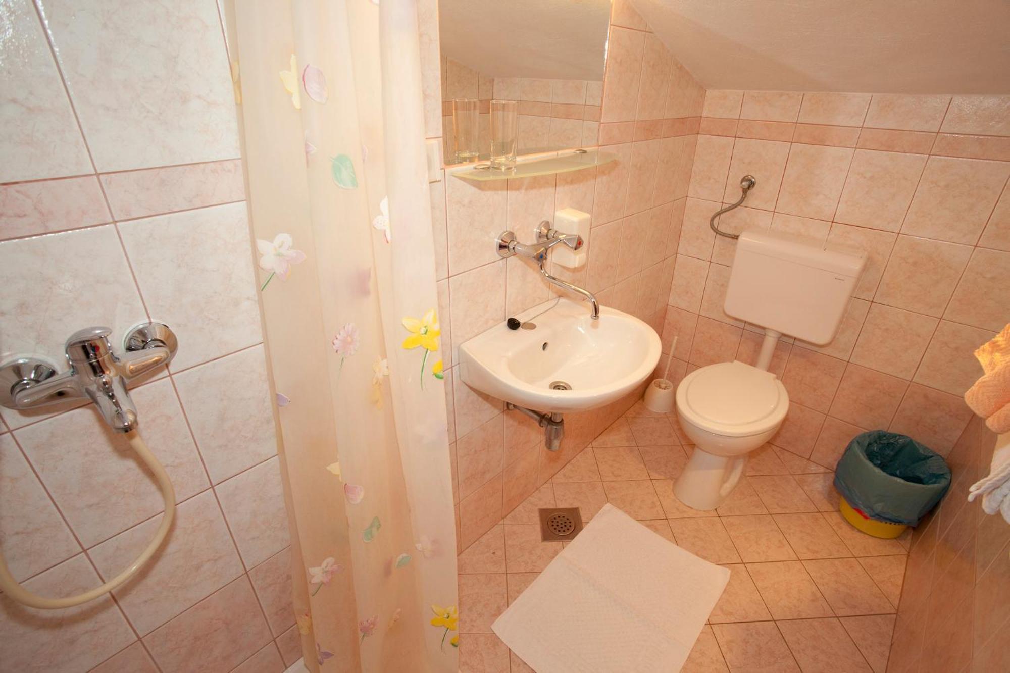 Pansion Burin Hotel Baška Cameră foto