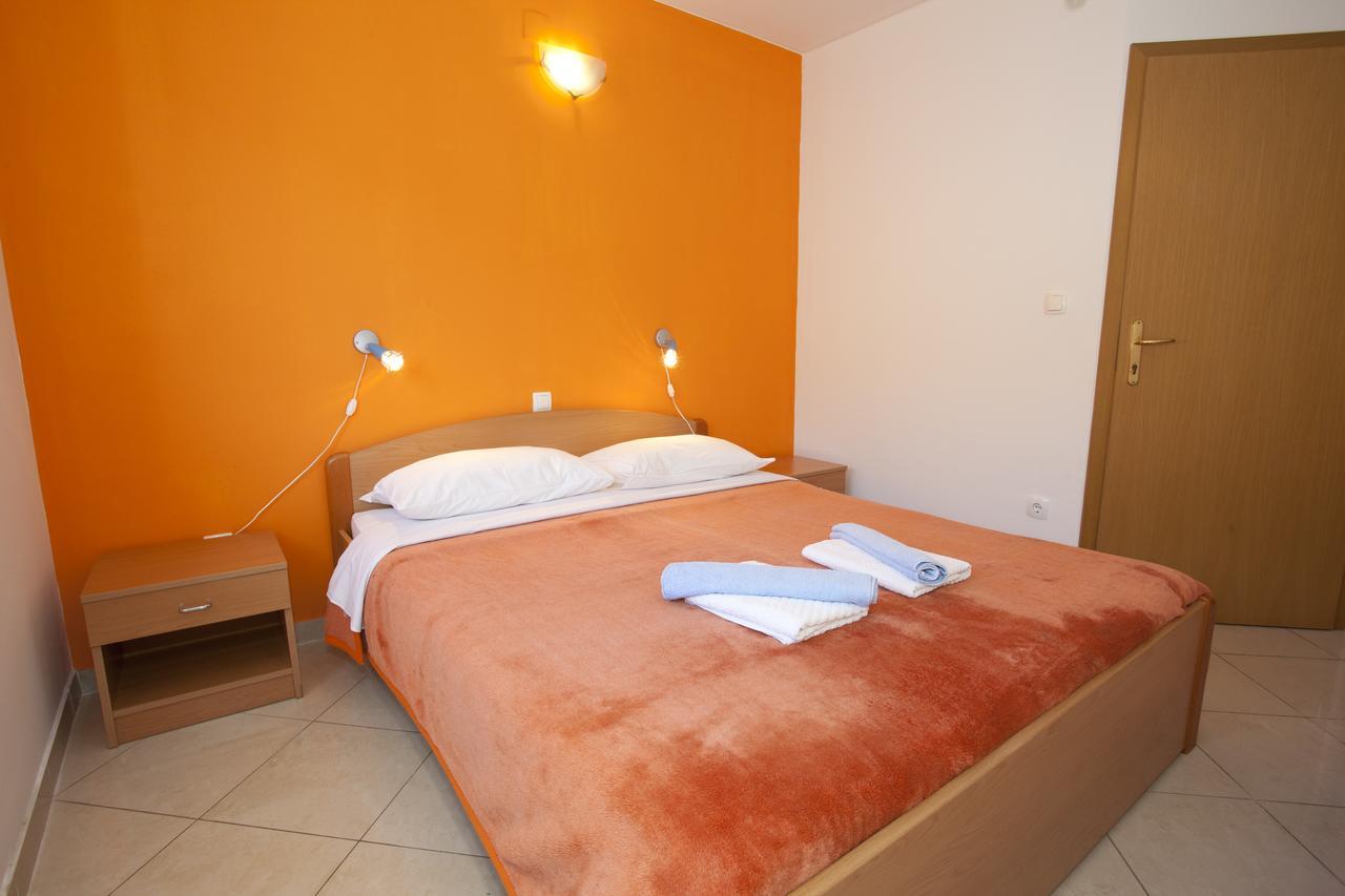 Pansion Burin Hotel Baška Exterior foto